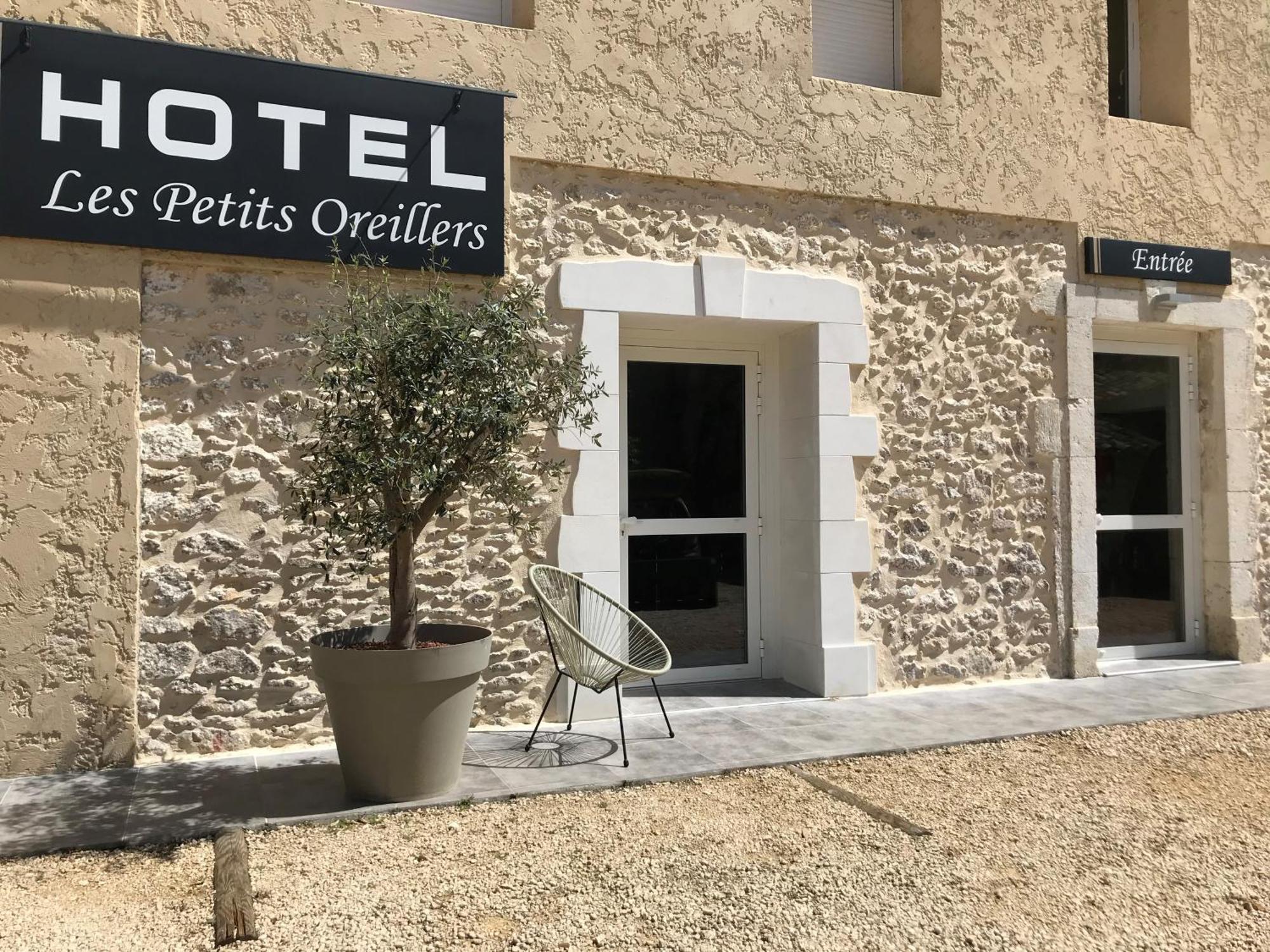 Hotel Les Petits Oreillers Saint-Martin-d'Ardeche Exterior photo