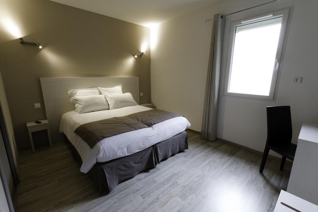 Hotel Les Petits Oreillers Saint-Martin-d'Ardeche Room photo