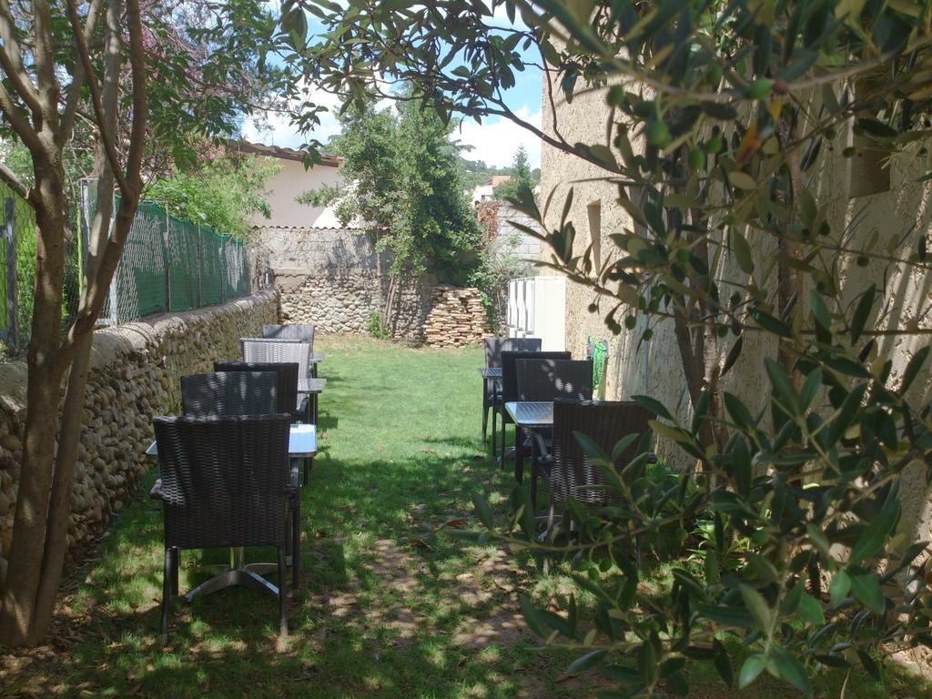 Hotel Les Petits Oreillers Saint-Martin-d'Ardeche Exterior photo